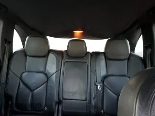 2013 Porsche Cayenne S с VIN WP1AB2A28DLA85229, выставлен на аукционе Copart как лот 50935415 с пробегом 215 629 миль миль и Списание • Salvage title. История ставок и продаж доступна на DreamBid. Изображение 10.