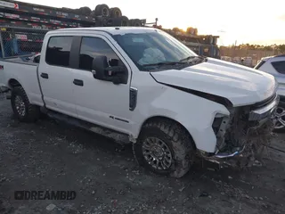 2017 Ford F-250 Lariat with VIN 1FT7W2BT0HEE78045, listed as a IAAI auction lot 41345496 with 245,720 mi miles and . Bid and sale history available at DreamBid. Image 1.