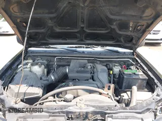 2005 Chevrolet Colorado LS Z71 z VIN 1GCDT196158100185, wystawiony jako IAAI lot #42413707 z przebiegiem 224 330 mil mil oraz . Historia ofert i sprzedaży dostępna na DreamBid. Obrazek 10.