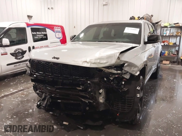 2023 Jeep Grand Cherokee Altitude with VIN 1C4RJHAGXP8882546, listed as a IAAI auction lot 41794805 with 17,071 mi miles and . Bid and sale history available at DreamBid. Image 6.