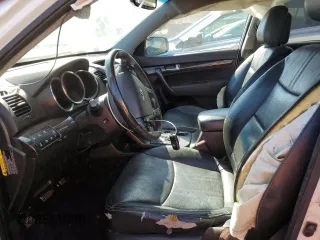 2012 Kia Sorento SX with VIN 5XYKWDA29CG255081, listed as a Copart auction lot 77253214 with 135,156 mi miles and Salvage Title. Bid and sale history available at carsss.com. Image 7.