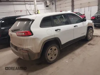 2017 Jeep Cherokee Sport z VIN 1C4PJMAB0HW651253, wystawiony jako IAAI lot #42010310 z przebiegiem 137 894 mil mil oraz . Historia ofert i sprzedaży dostępna na DreamBid. Obrazek 4.