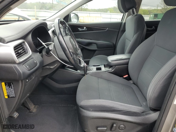 2016 Kia Sorento L with VIN 5XYPG4A37GG180480, listed as a Copart auction lot 51847085 with 137,544 mi miles and Salvage Title. Bid and sale history available at carsss.com. Image 7.