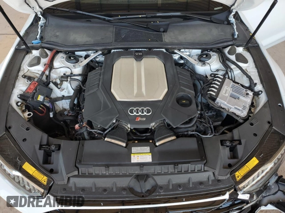2022 Audi RS 7 z VIN WUAPCBF27NN902149, wystawiony jako Copart lot #54994225 z przebiegiem 12 848 mil mil oraz Szkoda całkowita • Salvage title. Historia ofert i sprzedaży dostępna na DreamBid. Obrazek 11.