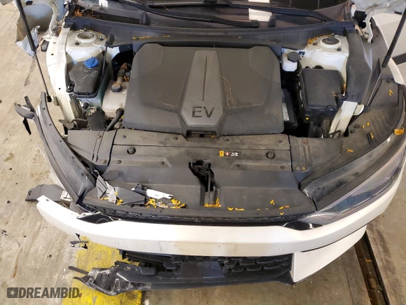 2022 Kia EV6 GT-Line with VIN KNDC4DLC5N5067119, listed as a Copart auction lot 77870564 with 39,431 mi miles and Salvage Title. Bid and sale history available at carsss.com. Image 13.