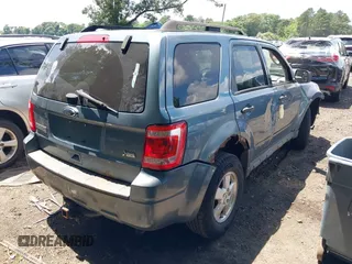 2012 Ford Escape XLT с VIN 1FMCU9DG9CKA70002, выставлен на аукционе IAAI как лот 42737831 с пробегом 132 144 миль миль и . История ставок и продаж доступна на DreamBid. Изображение 4.
