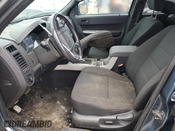 2010 Ford Escape XLT с VIN 1FMCU0D7XAKB80663, выставлен на аукционе Copart как лот 52850925 с пробегом 122 806 миль миль и Списание • Salvage title. История ставок и продаж доступна на DreamBid. Изображение 7.