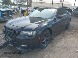 2022 Chrysler 300 Touring L with VIN 2C3CCADG7NH262848, listed as a IAAI auction lot 41777821 with 29,618 mi miles. Bid and sale history available at carsss.com. Image 18.