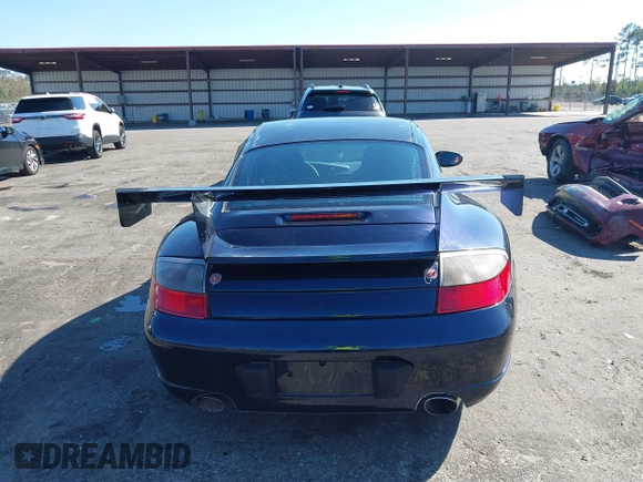 2004 Porsche 911 z VIN WP0AC29954S692825, wystawiony jako IAAI lot #41781530 z przebiegiem 28 942 mil mil oraz . Historia ofert i sprzedaży dostępna na DreamBid. Obrazek 17.