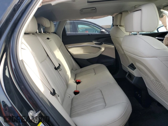 2019 Audi e-tron Prestige with VIN WA1VAAGE0KB008725, listed as a Copart auction lot 52189895 with 36,771 mi miles and Salvage Title. Bid and sale history available at DreamBid. Image 11.