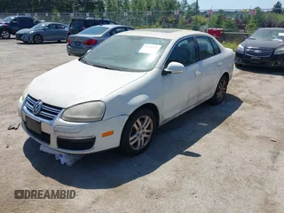 2007 Volkswagen Jetta 2.5 with VIN 3VWSF71K97M031591, listed as a IAAI auction lot 42375346 with 207,594 mi miles and . Bid and sale history available at DreamBid. Image 2.