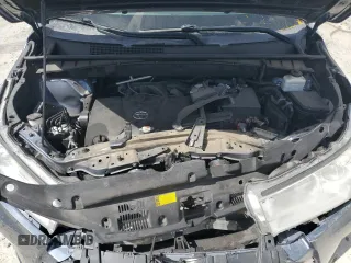 2019 Toyota Highlander LE z VIN 5TDBZRFH3KS960817, wystawiony jako Copart lot #52377955 z przebiegiem 95 348 mil mil oraz Szkoda całkowita • Salvage title. Historia ofert i sprzedaży dostępna na DreamBid. Obrazek 11.