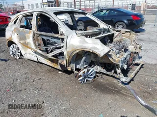 2020 Ford Escape SE z VIN 1FMCU9G63LUB25759, wystawiony jako IAAI lot #41582034 z przebiegiem Nie podano mil oraz . Historia ofert i sprzedaży dostępna na DreamBid. Obrazek 1.