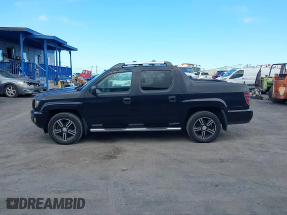 2013 Honda Ridgeline Sport z VIN 5FPYK1F74DB011010, wystawiony jako IAAI lot #42185036 z przebiegiem 80 438 mil mil oraz . Historia ofert i sprzedaży dostępna na DreamBid. Obrazek 14.