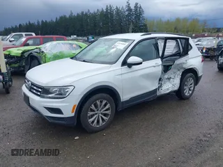 2018 Volkswagen Tiguan S с VIN 3VV0B7AXXJM051617, выставлен на аукционе IAAI как лот 41976860 с пробегом 66 186 миль миль и . История ставок и продаж доступна на DreamBid. Изображение 17.