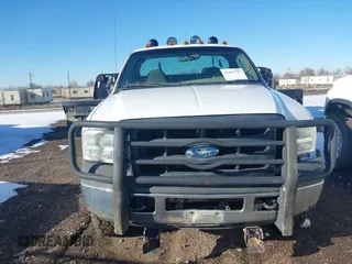 2007 Ford F-350 с VIN 1FDSF35P67EA42339, выставлен на аукционе IAAI как лот 41457797 с пробегом 72 297 миль миль и . История ставок и продаж доступна на DreamBid. Изображение 6.