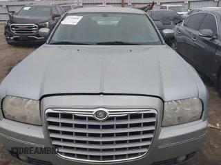 2006 Chrysler 300 Touring with VIN 2C3KA53G56H112376, listed as a IAAI auction lot 41919098 with 309,184 mi miles. Bid and sale history available at carsss.com. Image 12.