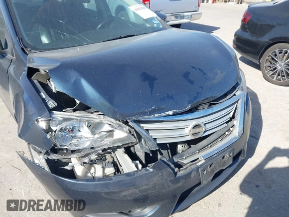 2013 Nissan Sentra SV with VIN 3N1AB7AP7DL621797, listed as a IAAI auction lot 41825503 with 152,558 mi miles. Bid and sale history available at carsss.com. Image 6.