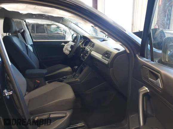 2021 Volkswagen Tiguan S with VIN 3VV0B7AX8MM020189, listed as a IAAI auction lot 42615767 with 70,294 mi miles and . Bid and sale history available at DreamBid. Image 5.
