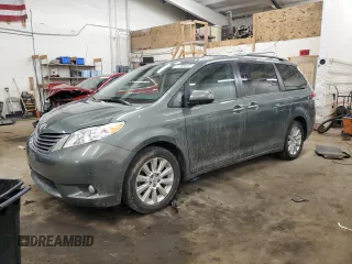 2013 Toyota Sienna XLE с VIN 5TDDK3DC9DS069306, выставлен на аукционе Copart как лот 51390615 с пробегом 112 855 миль миль и Списание • Salvage title. История ставок и продаж доступна на DreamBid. Изображение 1.