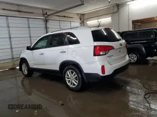 2015 Kia Sorento LX with VIN 5XYKT4A69FG658073, listed as a Copart auction lot 49642255 with 162,733 mi miles and Salvage Title. Bid and sale history available at DreamBid. Image 2.