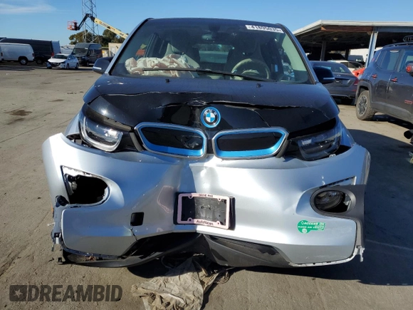 2015 BMW i3 z VIN WBY1Z4C59FV504646, wystawiony jako Copart lot #41895035 z przebiegiem 57 946 mil mil oraz Czysty tytuł • Clean title. Historia ofert i sprzedaży dostępna na DreamBid. Obrazek 5.