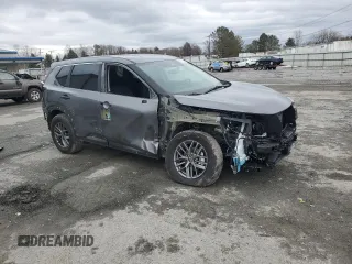 2025 Nissan Rogue S z VIN 5N1BT3AB0SC790995, wystawiony jako Copart lot #48211515 z przebiegiem 260 mil mil oraz Szkoda całkowita • Salvage title. Historia ofert i sprzedaży dostępna na DreamBid. Obrazek 4.