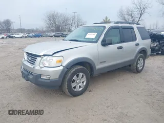 2006 Ford Explorer XLT with VIN 1FMEU73E96ZA24422, listed as a IAAI auction lot 41634581 with 158,475 mi miles. Bid and sale history available at carsss.com. Image 2.