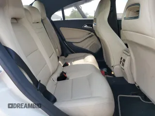 2017 Mercedes-Benz CLA 250 z VIN WDDSJ4EB1HN478021, wystawiony jako Copart lot #52720304 z przebiegiem 120 584 mil mil oraz Szkoda całkowita • Salvage title. Historia ofert i sprzedaży dostępna na DreamBid. Obrazek 10.