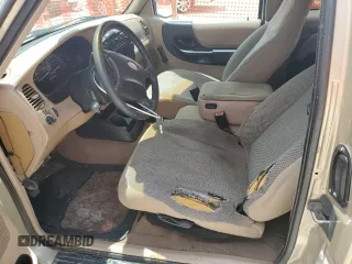2001 Ford Ranger XL z VIN 1FTYR14V91TA90205, wystawiony jako Copart lot #55434505 z przebiegiem 205 919 mil mil oraz Szkoda całkowita • Salvage title. Historia ofert i sprzedaży dostępna na DreamBid. Obrazek 7.