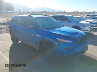 2018 Jeep Cherokee Latitude with VIN 1C4PJMCX9JD569726, listed as a IAAI auction lot 41658030 with 110,737 mi miles. Bid and sale history available at carsss.com. Image 1.