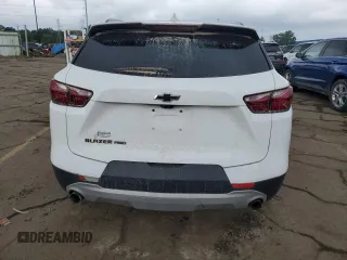 2021 Chevrolet Blazer LT z VIN 3GNKBJR4XMS529265, wystawiony jako Copart lot #63696144 z przebiegiem 76 123 mil mil oraz Szkoda całkowita • Salvage title. Historia ofert i sprzedaży dostępna na DreamBid. Obrazek 6.