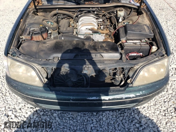 1998 Lexus LS 400 z VIN JT8BH28F0W0121155, wystawiony jako Copart lot #60038024 z przebiegiem Nie podano mil oraz Szkoda całkowita • Salvage title. Historia ofert i sprzedaży dostępna na DreamBid. Obrazek 11.