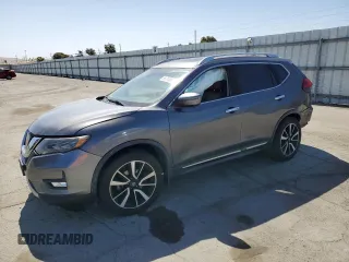 2017 Nissan Rogue SL z VIN JN8AT2MT7HW152527, wystawiony jako Copart lot #58210805 z przebiegiem 133 011 mil mil oraz Szkoda całkowita • Salvage title. Historia ofert i sprzedaży dostępna na DreamBid. Obrazek 1.