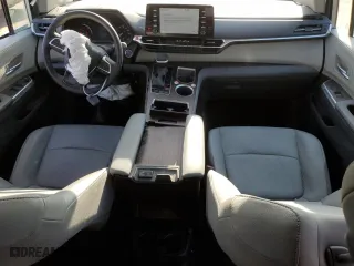 2024 Toyota Sienna XLE with VIN 5TDYRKEC3RS193861, listed as a Copart auction lot 50243375 with 18,630 mi miles and Salvage Title. Bid and sale history available at carsss.com. Image 8.