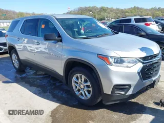 2020 Chevrolet Traverse LS z VIN 1GNERFKW2LJ301147, wystawiony jako IAAI lot #42034765 z przebiegiem 93 170 mil mil oraz . Historia ofert i sprzedaży dostępna na DreamBid. Obrazek 1.