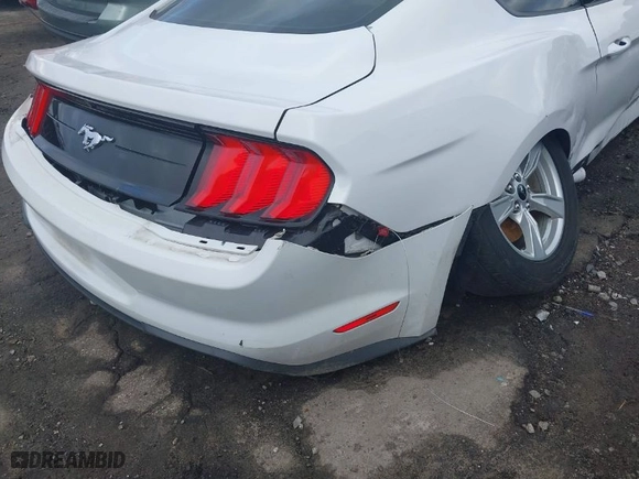 2020 Ford Mustang EcoBoost with VIN 1FA6P8TH7L5123071, listed as a IAAI auction lot 41120267 with 90,322 mi miles. Bid and sale history available at carsss.com. Image 19.