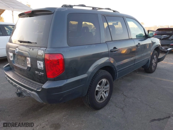 2005 Honda Pilot EX-L with NAVI with VIN 2HKYF187X5H514571, listed as a IAAI auction lot 41746538 with 276,994 mi miles. Bid and sale history available at carsss.com. Image 4.