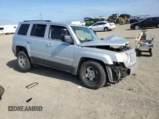 2014 Jeep Patriot Sport с VIN 1C4NJPBA9ED545082, выставлен на аукционе Copart как лот 56802345 с пробегом Не указан миль и Списание • Salvage title. История ставок и продаж доступна на DreamBid. Изображение 4.