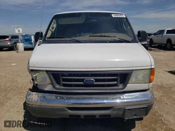 2005 Ford Econoline Passenger XL z VIN 1FBSS31L85HB18484, wystawiony jako Copart lot #54006495 z przebiegiem 109 177 mil mil oraz Szkoda całkowita • Salvage title. Historia ofert i sprzedaży dostępna na DreamBid. Obrazek 5.