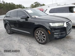 2017 Audi Q7 Premium Plus with VIN WA1LAAF77HD040627, listed as a IAAI auction lot 41833810 with 115,519 mi miles. Bid and sale history available at carsss.com. Image 1.