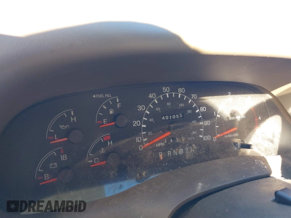 2001 Ford F-350 XL with VIN 1FTSW30L11EA86944, listed as a IAAI auction lot 41291678 with 401,055 mi miles and . Bid and sale history available at DreamBid. Image 7.