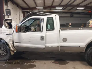 1999 Ford F-250 XL with VIN 1FTNX21F0XEC87465, listed as a IAAI auction lot 41244283 with 235,559 mi miles and . Bid and sale history available at DreamBid. Image 14.