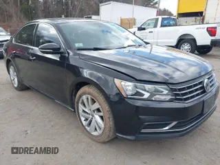 2018 Volkswagen Passat 2.0T SE with VIN 1VWBA7A30JC027347, listed as a IAAI auction lot 41880116 with 139,148 mi miles. Bid and sale history available at carsss.com. Image 1.