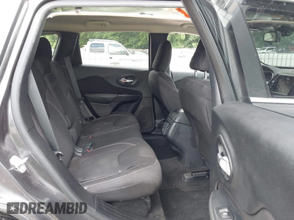 2016 Jeep Cherokee Latitude с VIN 1C4PJMCS3GW118356, выставлен на аукционе IAAI как лот 42342091 с пробегом 143 726 миль миль и . История ставок и продаж доступна на DreamBid. Изображение 8.