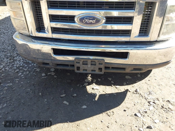 2011 Ford Econoline Passenger XL with VIN 1FBNE3BL8BDA78431, listed as a IAAI auction lot 41604795 with 179,493 mi miles. Bid and sale history available at carsss.com. Image 6.