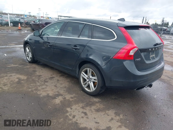 2015 Volvo V60 T5 Drive-E Premier with VIN YV126MEB5F1208042, listed as a IAAI auction lot 41794064 with 118,872 mi miles. Bid and sale history available at carsss.com. Image 3.