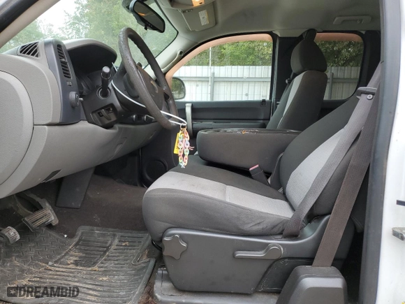 2008 Chevrolet Silverado 1500 Work Truck with VIN 1GCEC19C78Z326112, listed as a Copart auction lot 82594784 with 161,068 mi miles and Salvage Title. Bid and sale history available at carsss.com. Image 7.