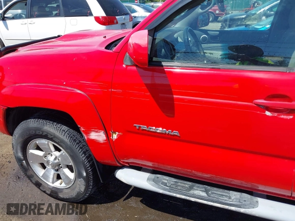 2007 Toyota Tacoma with VIN 5TELU42N87Z409472, listed as a IAAI auction lot 42296644 with 302,162 mi miles and . Bid and sale history available at DreamBid. Image 18.