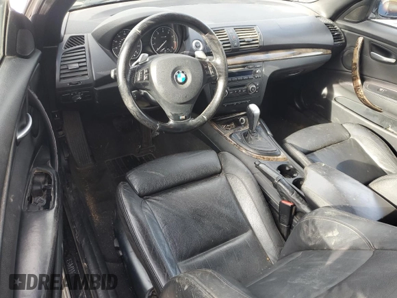 2008 BMW 1 Series 135i with VIN WBAUN93528VF55237, listed as a Copart auction lot 81939914 with 109,031 mi miles and Salvage title. Bid and sale history available at DreamBid. Image 8.